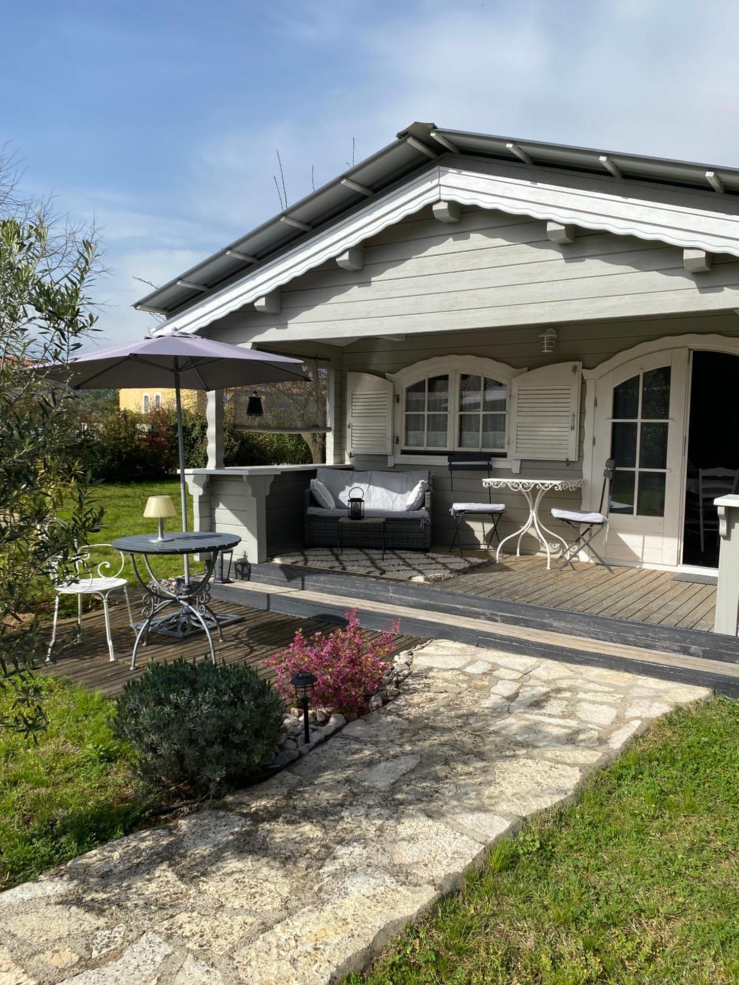 Chalet De Charme Aniane Екстериор снимка